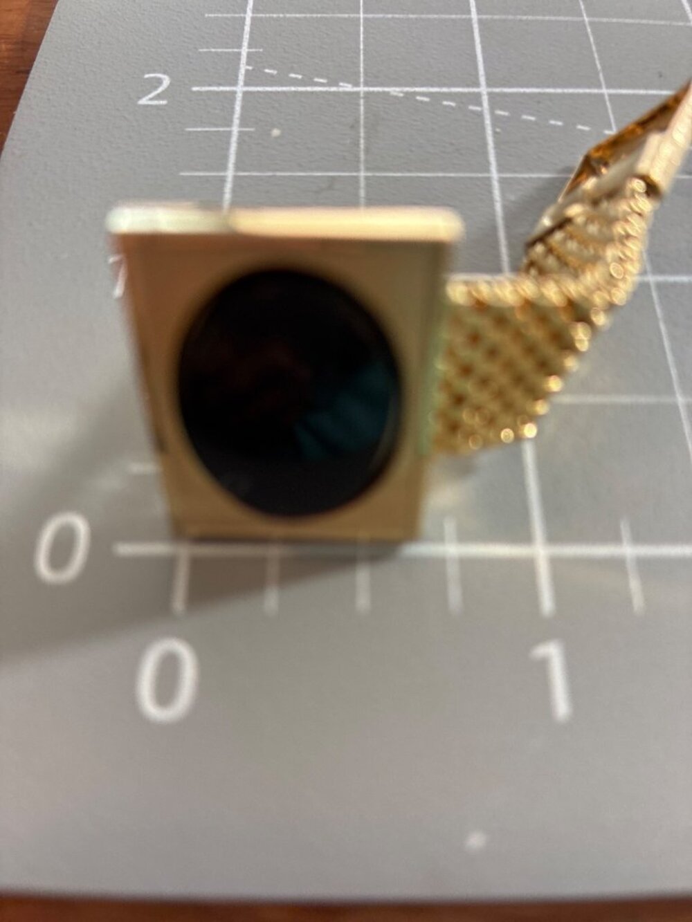 Vintage Black Gold Tone Mesh Wraparound Cufflinks Mid Century - Picture 9 of 9